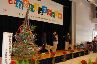 各種イベントでの補助犬デモンストレーション。